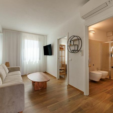 Dome House Ξενοδοχείο Όλμπια Εξωτερικό φωτογραφία